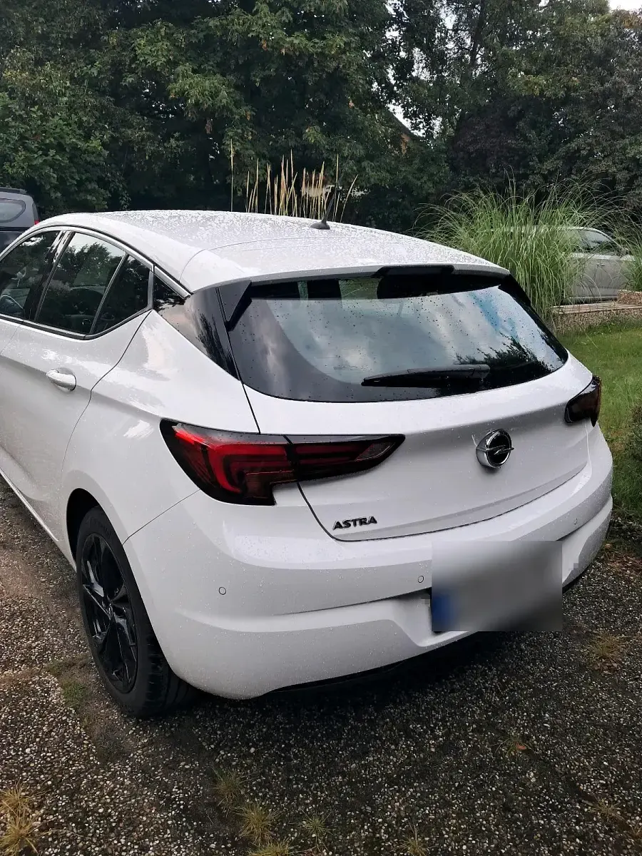 Gebraucht Opel Astra 131 PS (96 kW) 2019 Weiß Limousine