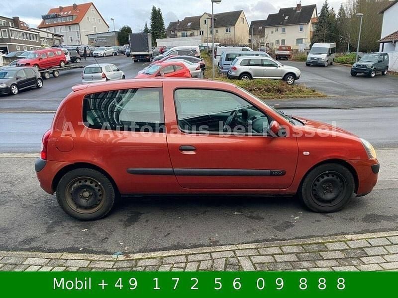 Orange Gebraucht 2004 Renault Clio II Limousine | 999 € (Teuer) - Bild 1/4