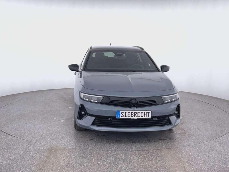 Neu Opel Astra 131 PS (96 kW) 2026 Grau Kombi