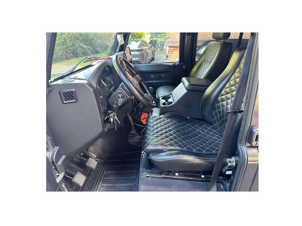 Gebraucht Land Rover Defender 170 PS (125 kW) 2016 Braun SUV