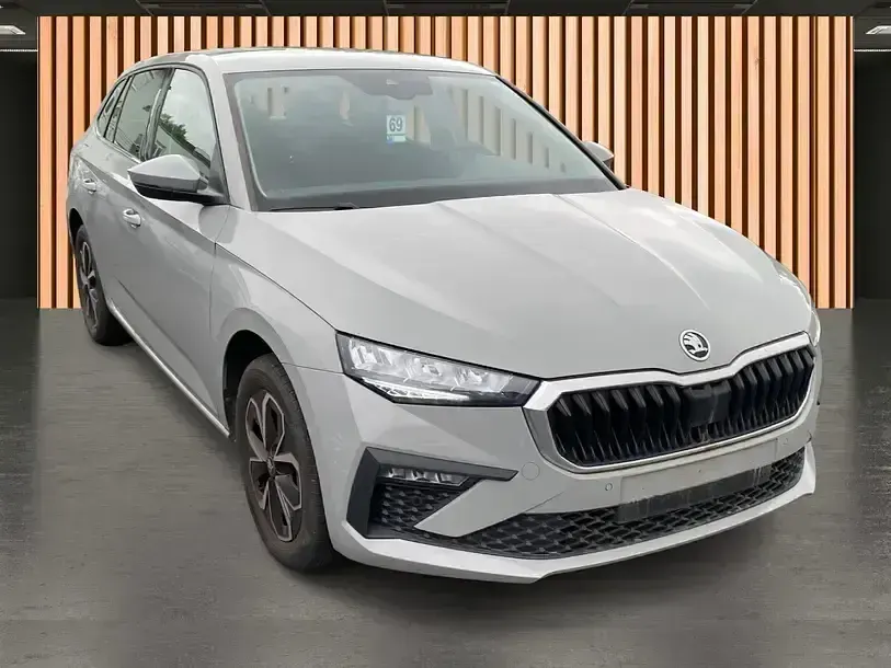 Gebraucht Skoda Scala Selection 116 PS (85 kW) 2025 Stahlgrau Kleinwagen