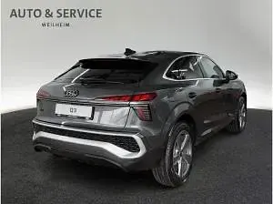 Neu Audi Q3 150 PS (110 kW) 2026 Grau (daytonagrau perleffekt) SUV