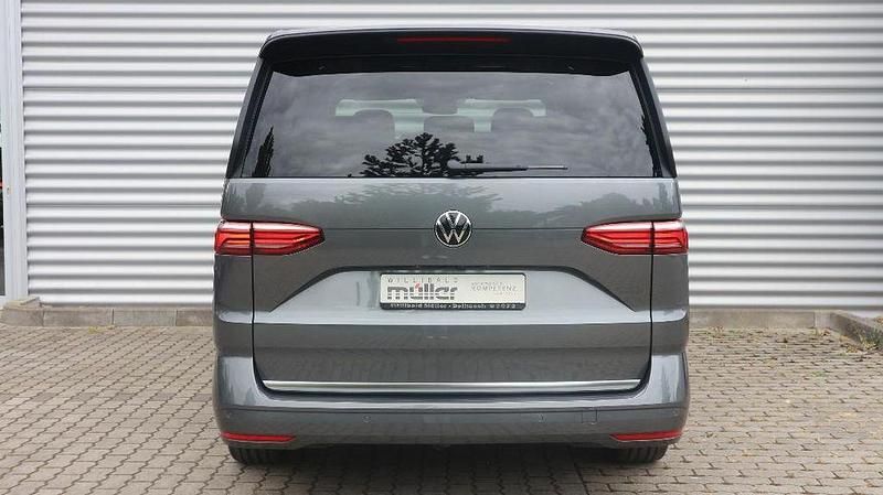 Neu VW Multivan Style 150 PS (110 kW) 2025 Grau Van