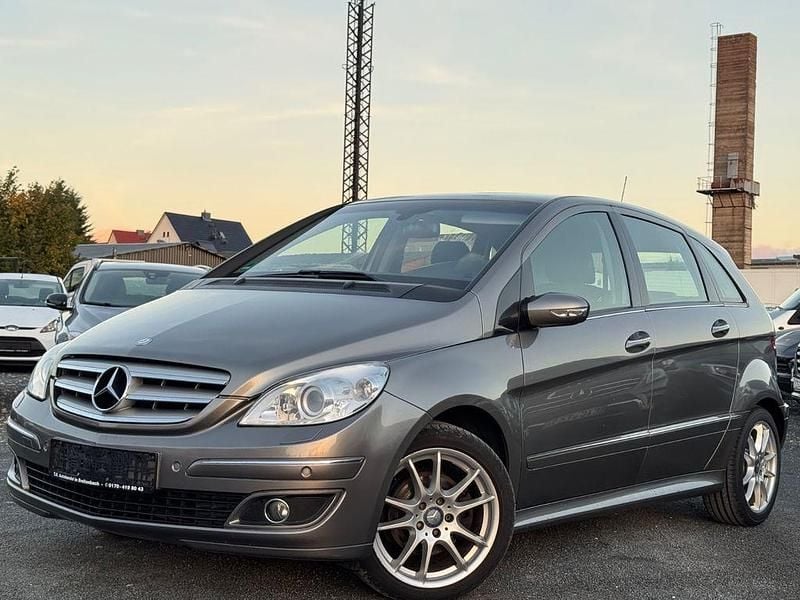 Gebraucht Mercedes B200 193 PS (141 kW) 2006 Grau Van / Kleinbus