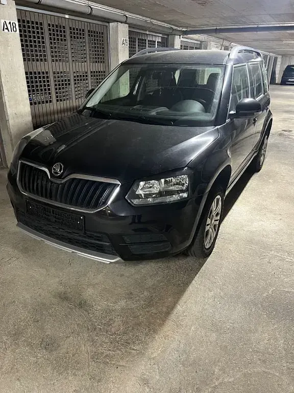 Gebraucht Skoda Yeti Active 105 PS (77 kW) 2015 Schwarz SUV