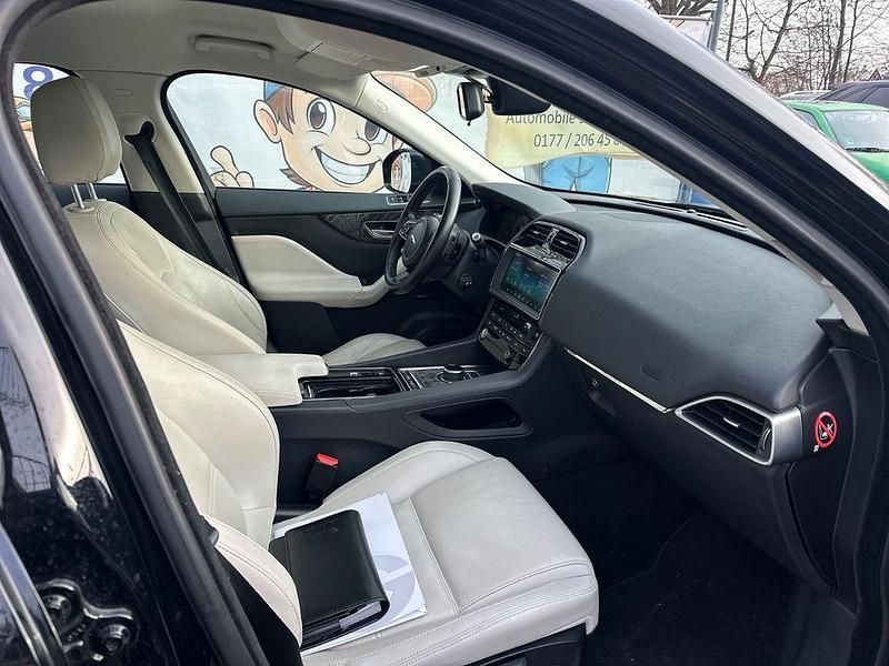 Gebraucht Jaguar F-Pace Prestige 179 PS (131 kW) 2016 Schwarz SUV