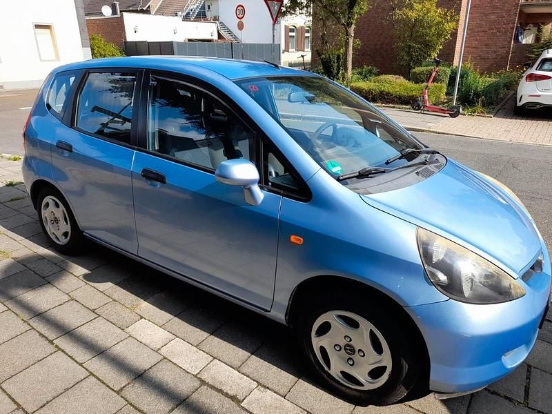 Blau Gebraucht 2002 Honda Jazz LS Kleinwagen | 900 € (Fairer Preis) - Bild 1/4