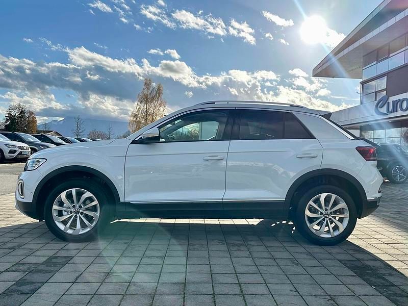 Gebraucht VW T-Roc Style 150 PS (110 kW) 2023 Pure white/weiß SUV