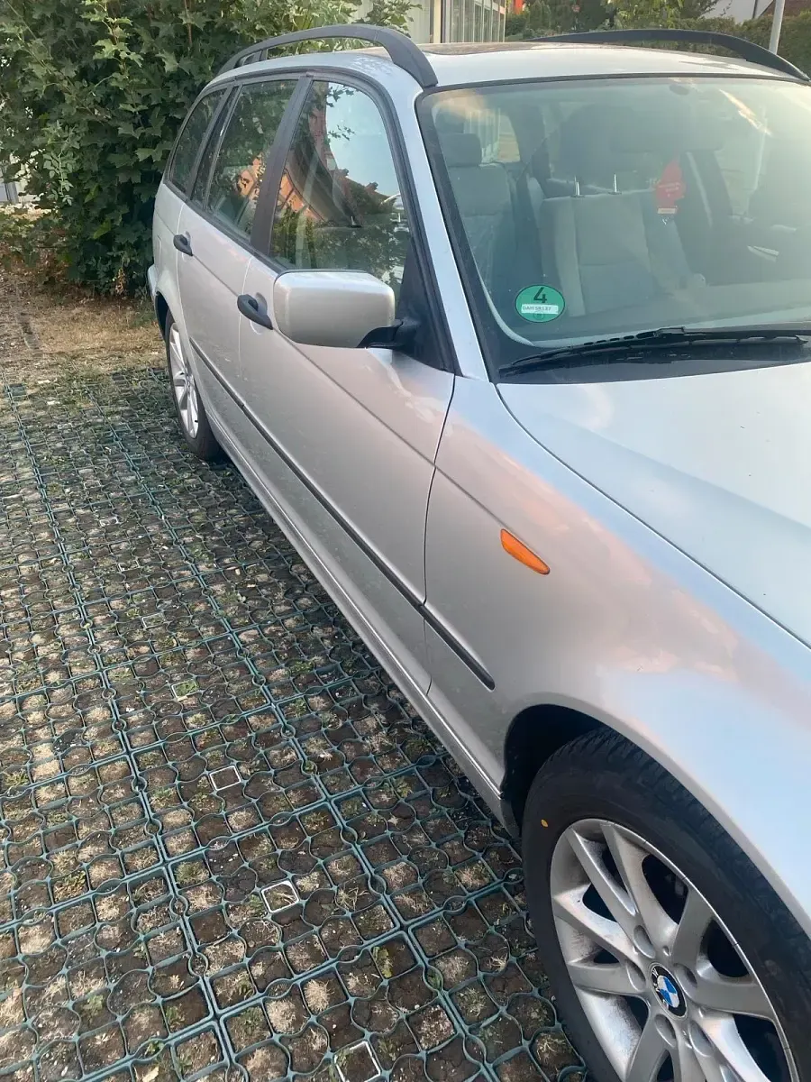 Gebraucht BMW 316 116 PS (85 kW) 2004 Silber Kombi