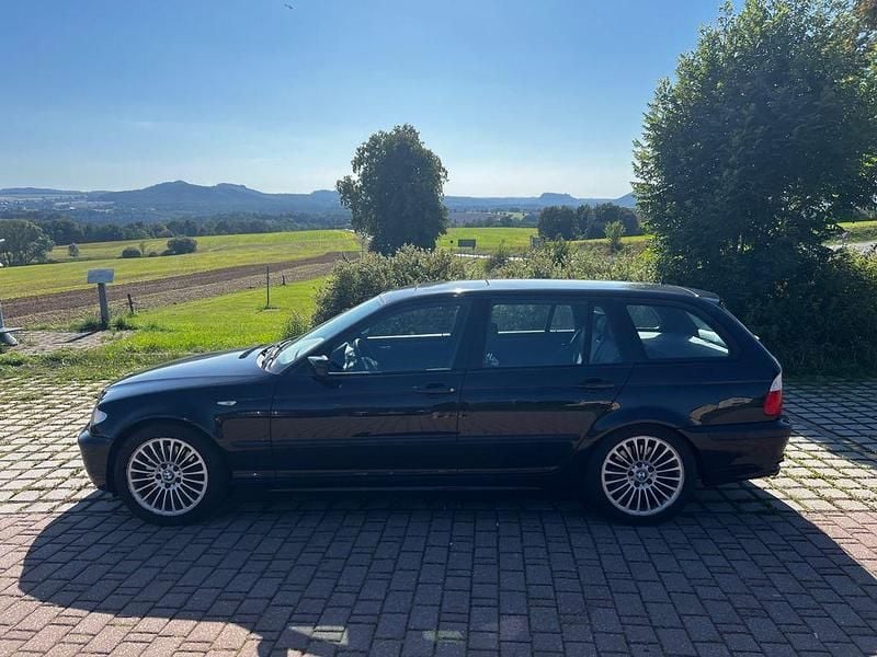 Gebraucht BMW 330 Lifestyle 231 PS (169 kW) 2003 Schwarz Kombi