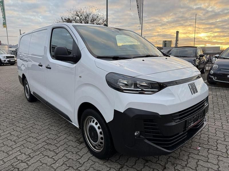 Gebraucht Fiat Scudo 144 PS (105 kW) 2024 Weiß Van