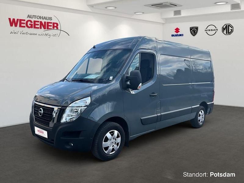 Gebraucht Nissan Interstar Tekna 179 PS (131 kW) 2023 Grau Van