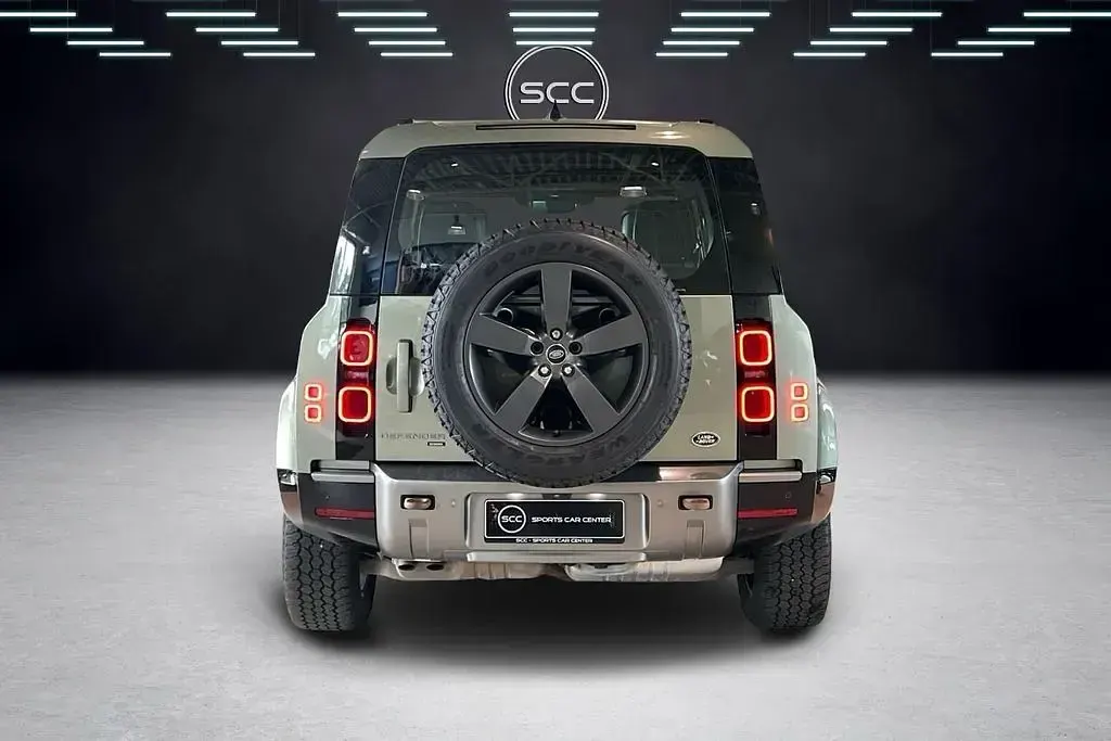 Gebraucht Land Rover Defender HSE Dynamic 300 PS (220 kW) 2022 Grün SUV