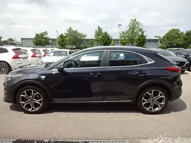 Gebraucht Kia XCeed Vision 120 PS (88 kW) 2022 Zilinaschwarz metallic SUV