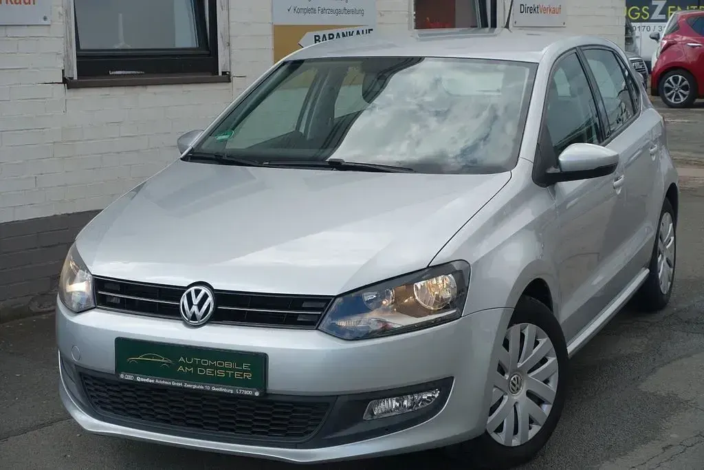 Gebraucht VW Polo Comfortline 90 PS (66 kW) 2012 Silber Kleinwagen