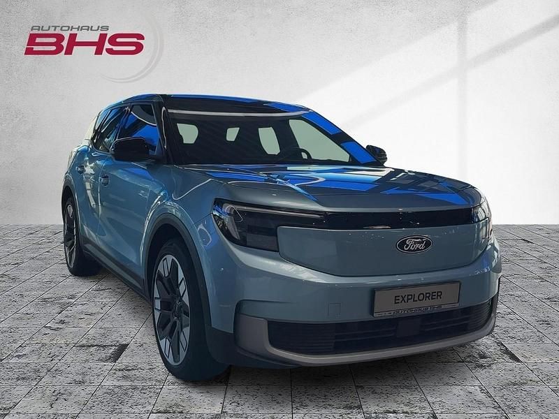 Gebraucht Ford Explorer Premium 210 kW (286 PS) 2024 Arcticblue (hellblau) SUV