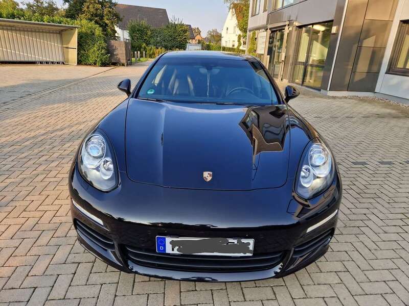 Gebraucht 2015 Porsche Panamera Limousine | 38.800 € (Etwas zu teuer) - Bild 1/4
