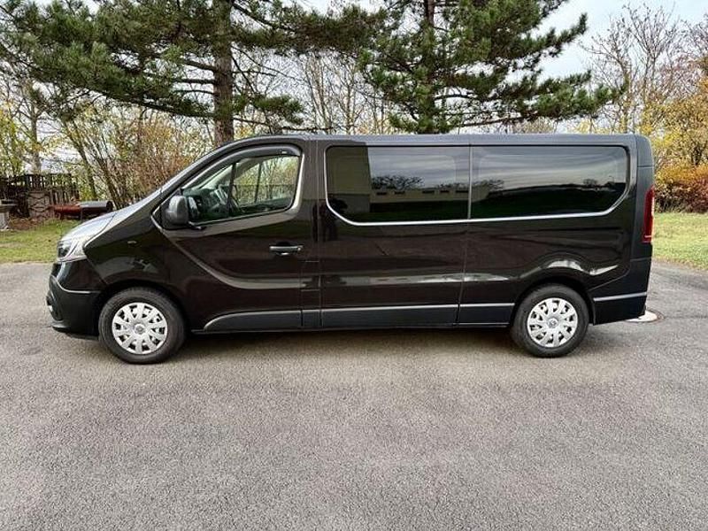 Gebraucht Renault Trafic Life 146 PS (107 kW) 2019 Schwarz Van / Kleinbus