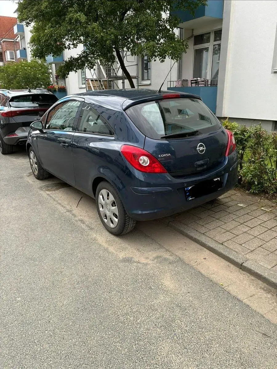 Gebraucht Opel Corsa 69 PS (50 kW) 2014 Blau Kleinwagen