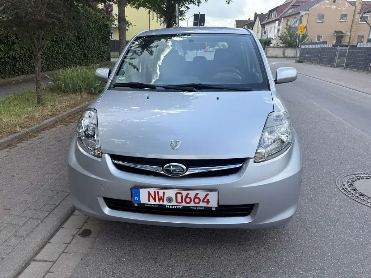 Gebraucht Subaru Justy Trend 69 PS (50 kW) 2010 Bright silver (m) Kleinwagen