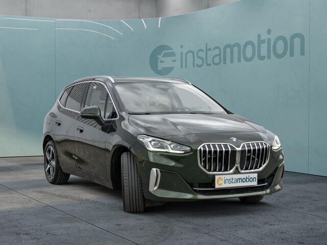 Gebraucht BMW 220 Active Tourer Sport Line 156 PS (114 kW) 2022 Grün Van / Kleinbus