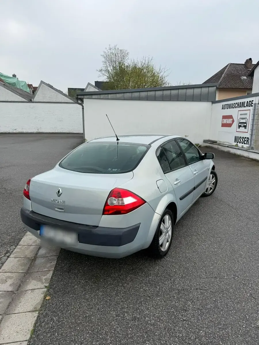 Używany Renault Mégane II 110 KM (80 kW) 2007 Sedan/Limuzyna