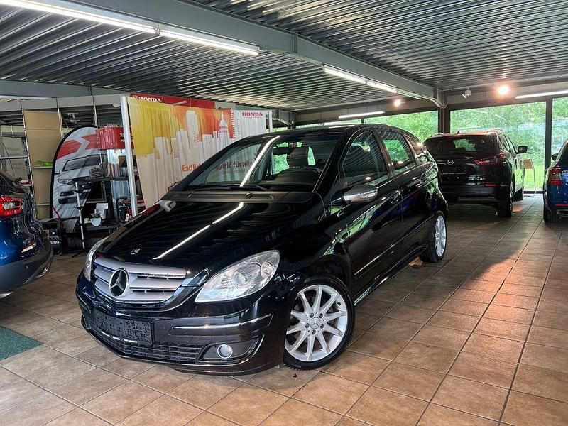 Schwarz Gebraucht 2006 Mercedes B200 Van / Kleinbus | 4.490 € (Fairer Preis) - Bild 1/4