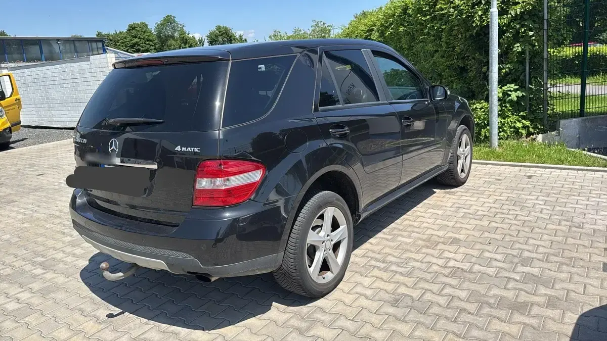Gebraucht Mercedes ML280 190 PS (139 kW) 2008 Schwarz SUV