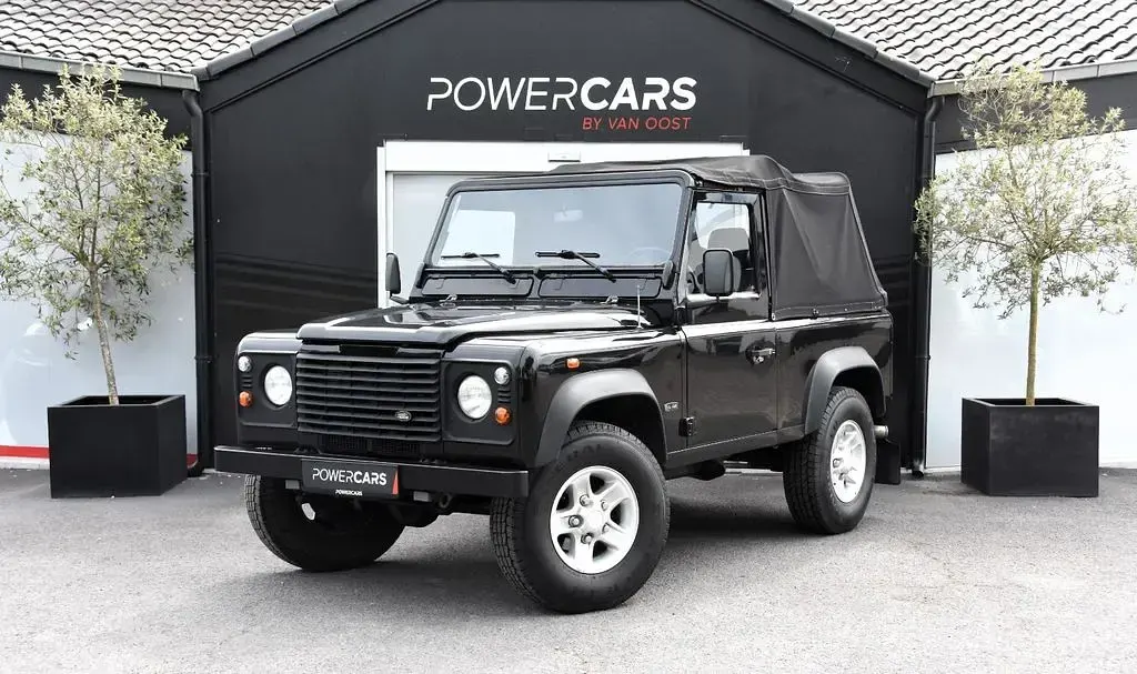 Gebraucht Land Rover Defender 122 PS (89 kW) 2006 Schwarz Cabrio