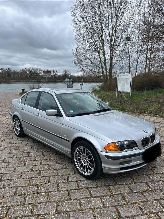 Gebraucht BMW 320 170 PS (125 kW) 2001 Silber Limousine