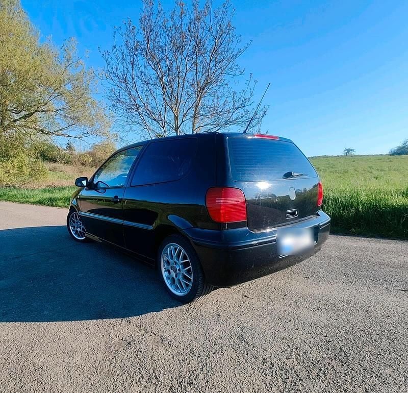 Brugt VW Polo 60 HK (44 kW) 2001 Sort Hatchback