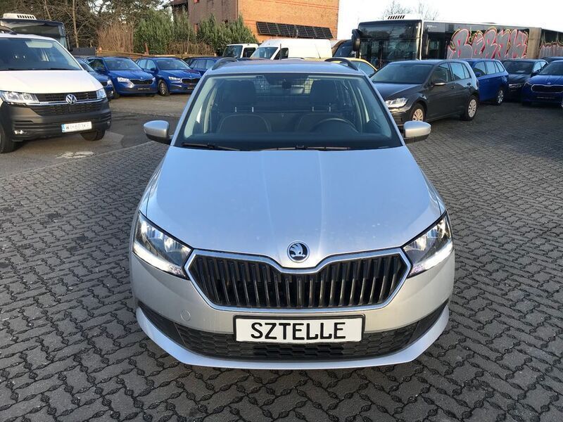 Gebraucht Skoda Fabia Ambition 60 PS (44 kW) 2022 Silber Kleinwagen