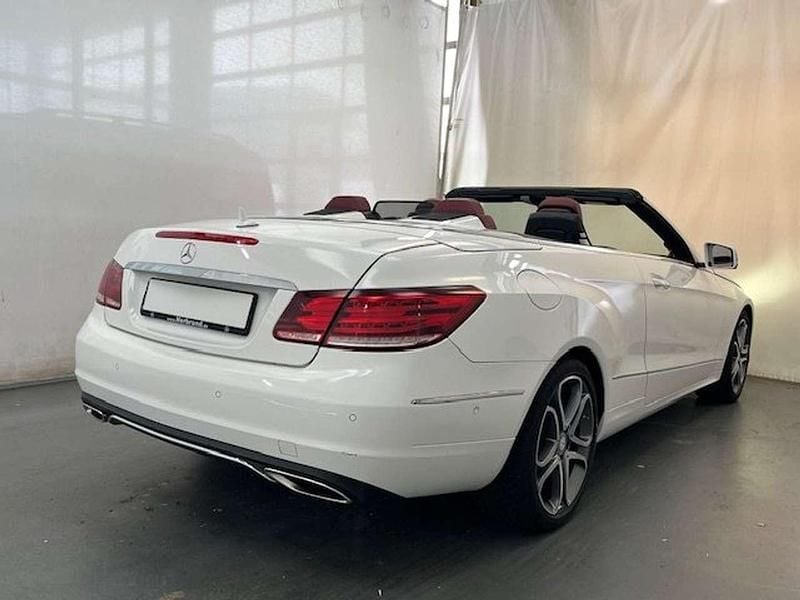Gebraucht Mercedes E350 256 PS (188 kW) 2014 Weiß Cabrio