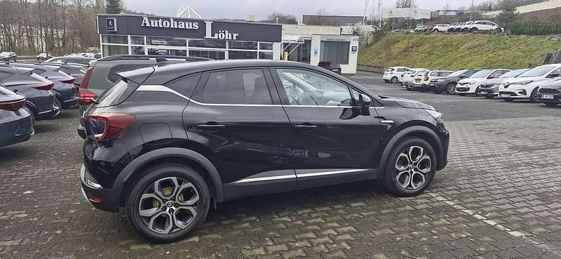Gebraucht Renault Captur Techno 140 PS (102 kW) 2022 Sternenschwarz SUV