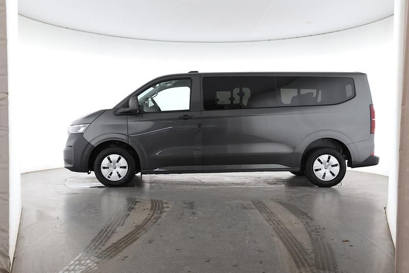 Neu VW T7 150 PS (110 kW) 2025 Graphite dust Van