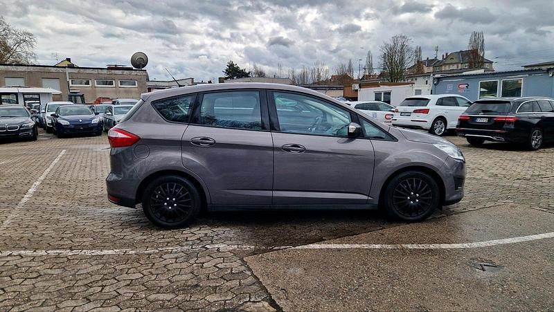 Gebraucht Ford C-MAX 101 PS (74 kW) 2014 Braun Van / Kleinbus