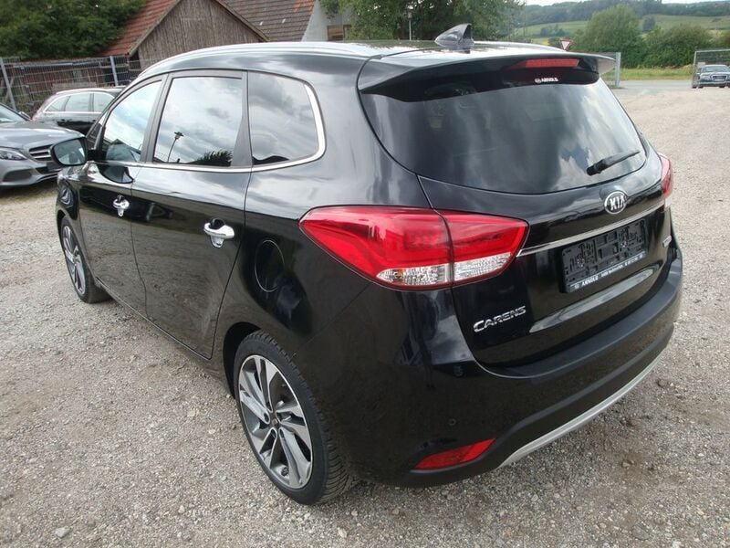 Gebraucht Kia Carens Spirit 141 PS (103 kW) 2018 Schwarz Van / Kleinbus