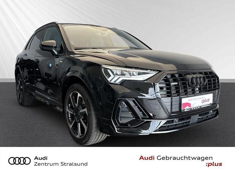 Gebraucht Audi Q3 S-Line 193 PS (141 kW) 2024 Mythosschwarz (metallic) SUV