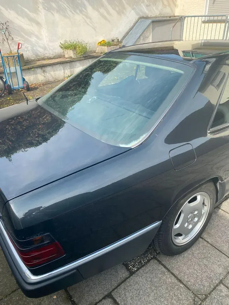 Gebraucht Mercedes E320 220 PS (161 kW) 1993 Schwarz Coupé