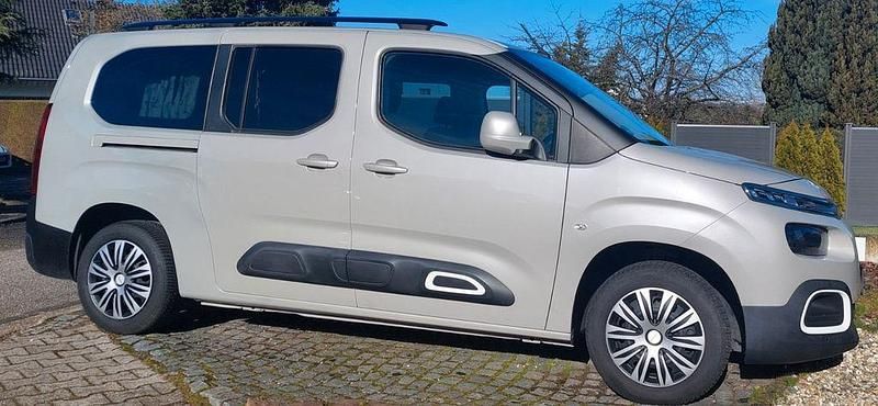 Gebraucht Citroën Berlingo Feel 110 PS (80 kW) 2019 Grau Van / Kleinbus