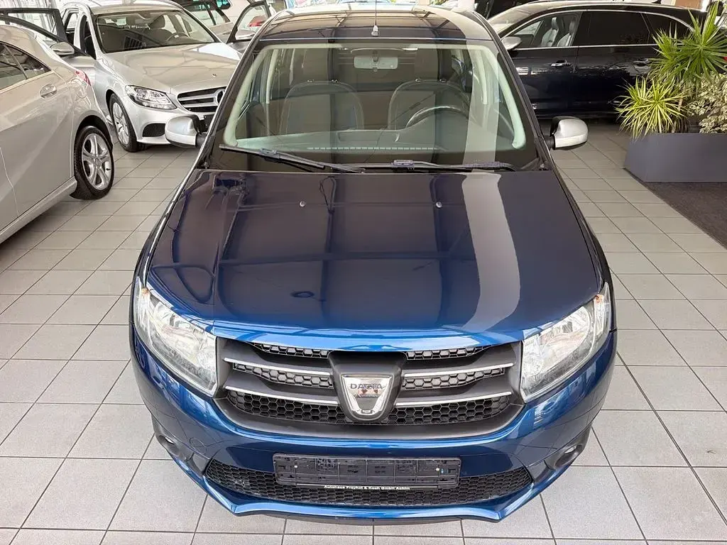 Gebraucht Dacia Sandero Celebration 90 PS (66 kW) 2015 Blau Limousine