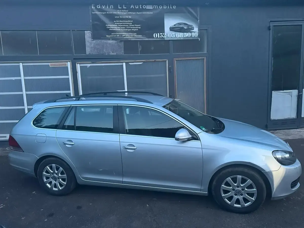 Gebraucht VW Golf VI 105 PS (77 kW) 2011 Silber Kleinwagen