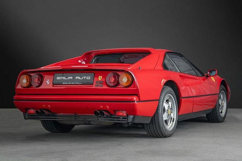 Gebraucht Ferrari 328 271 PS (199 kW) 1989 Rot