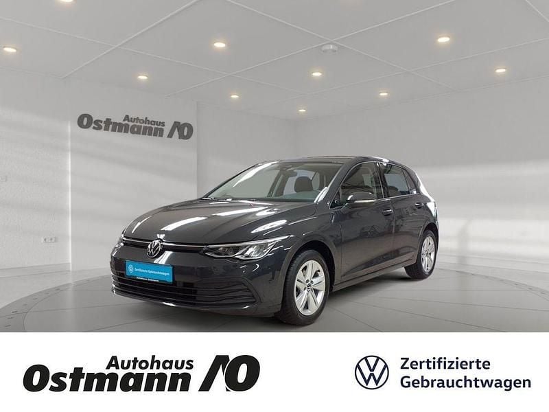 Gebraucht VW Golf VIII Life 110 PS (80 kW) 2022 Grau Limousine