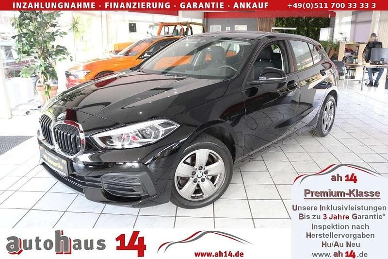 Schwarz Gebraucht 2021 BMW 118 Sport Line Kleinwagen | 16.850 € (Fairer Preis) - Bild 1/3
