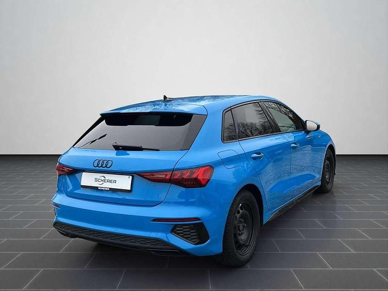 Gebraucht Audi A3 Ambiente 150 PS (110 kW) 2022 Turboblau Limousine