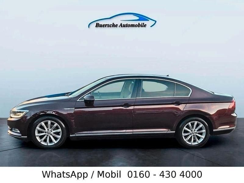 Gebraucht VW Passat Highline 190 PS (139 kW) 2017 Crimson red Limousine