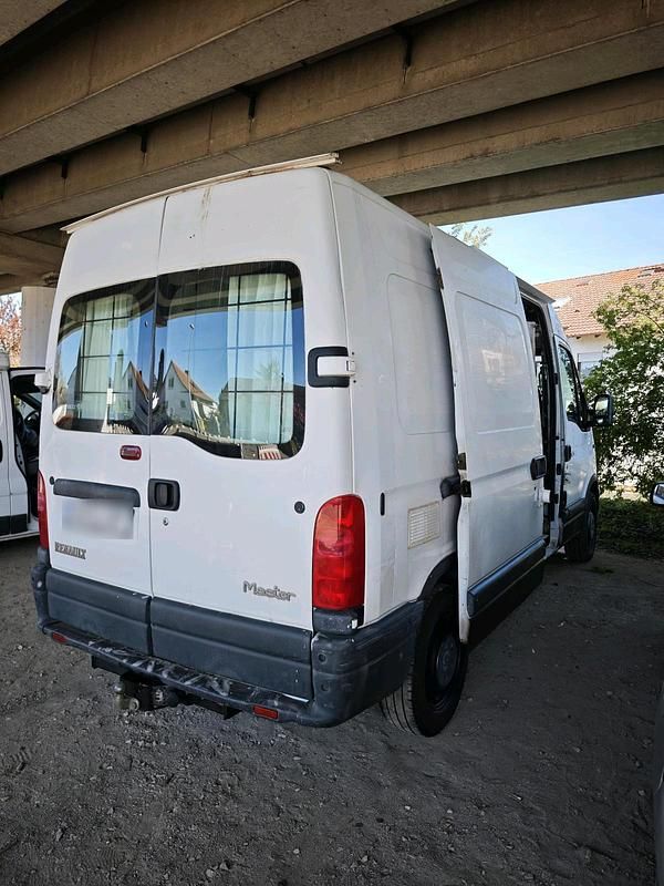 Second-hand Renault Master 2002 Alb Monovolum