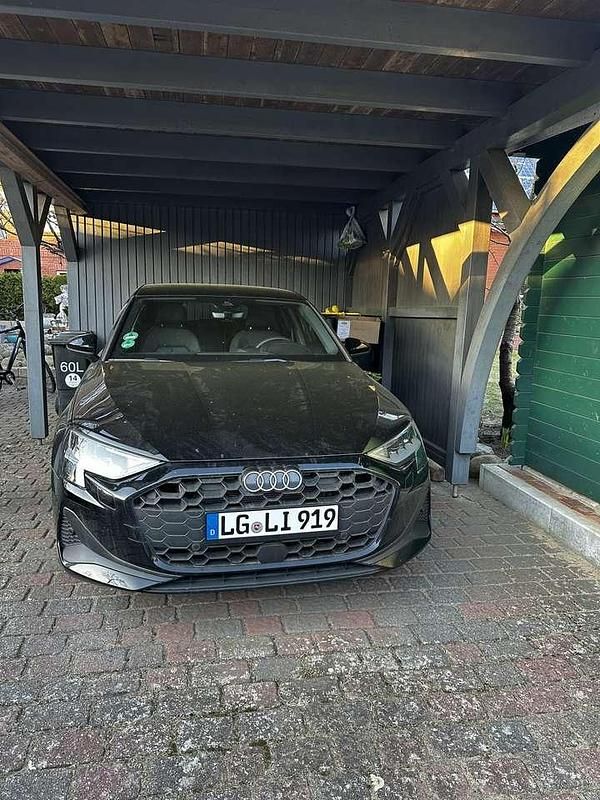 Usado Audi A3 116 HP (85 kW) 2022 Preto Sedan