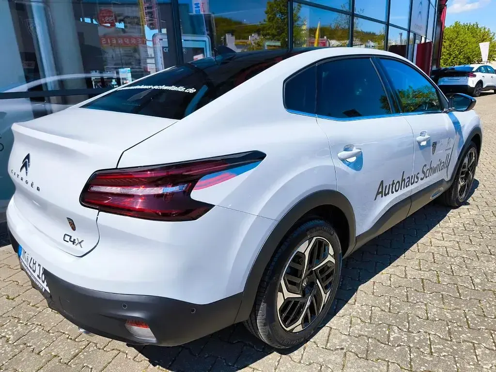 Neu Citroën C4 X PureTech 131 PS (96 kW) 2025 Weiß SUV